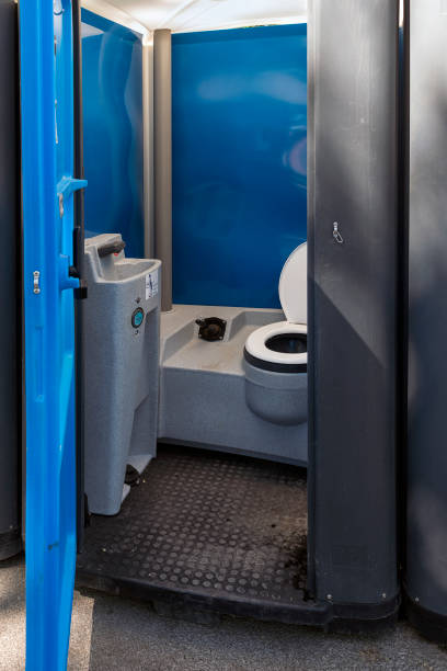 Portable Toilet Options We Offer in Marble Hill, MO